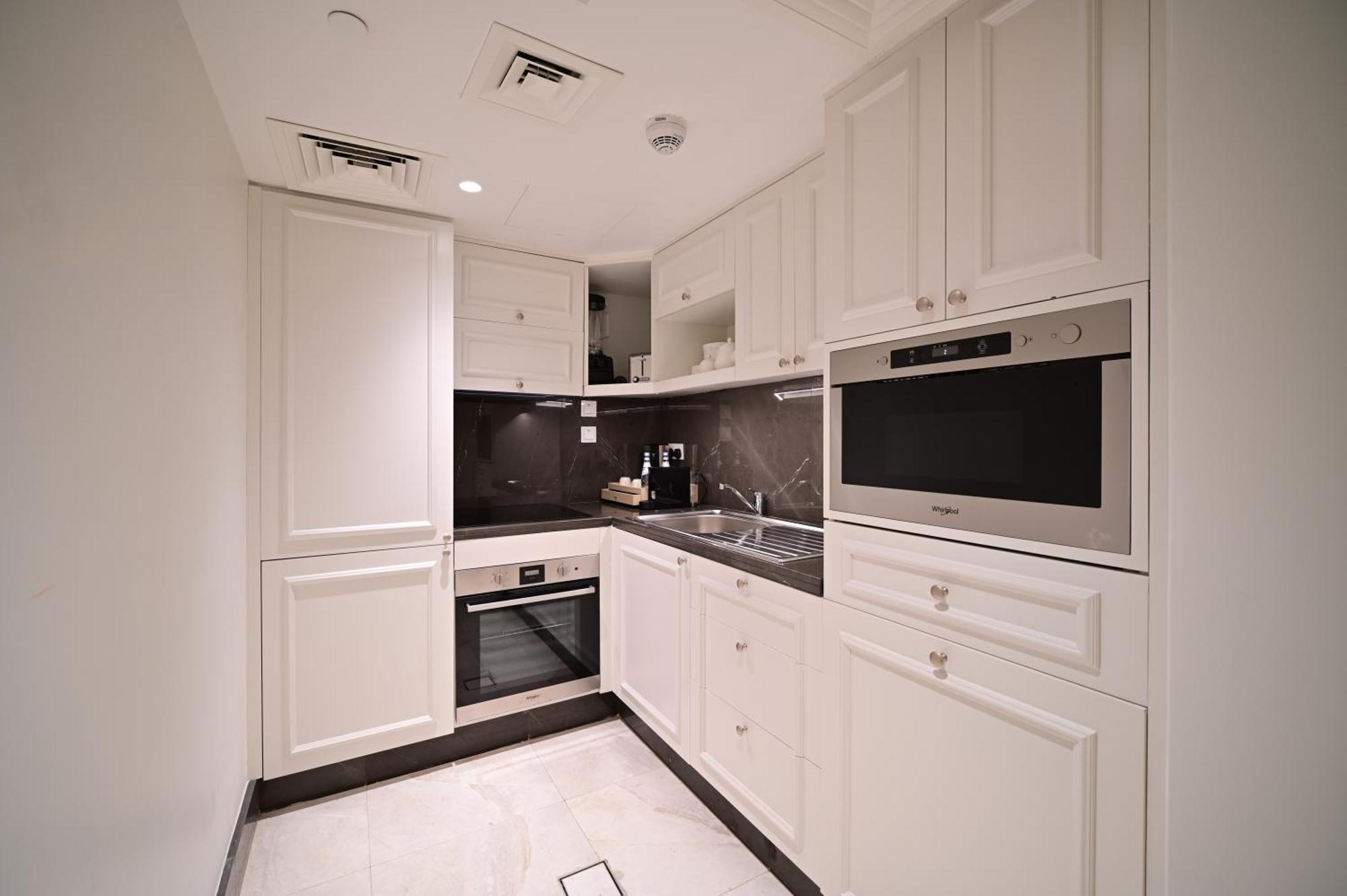21 High Street By The Torch 5* Doha